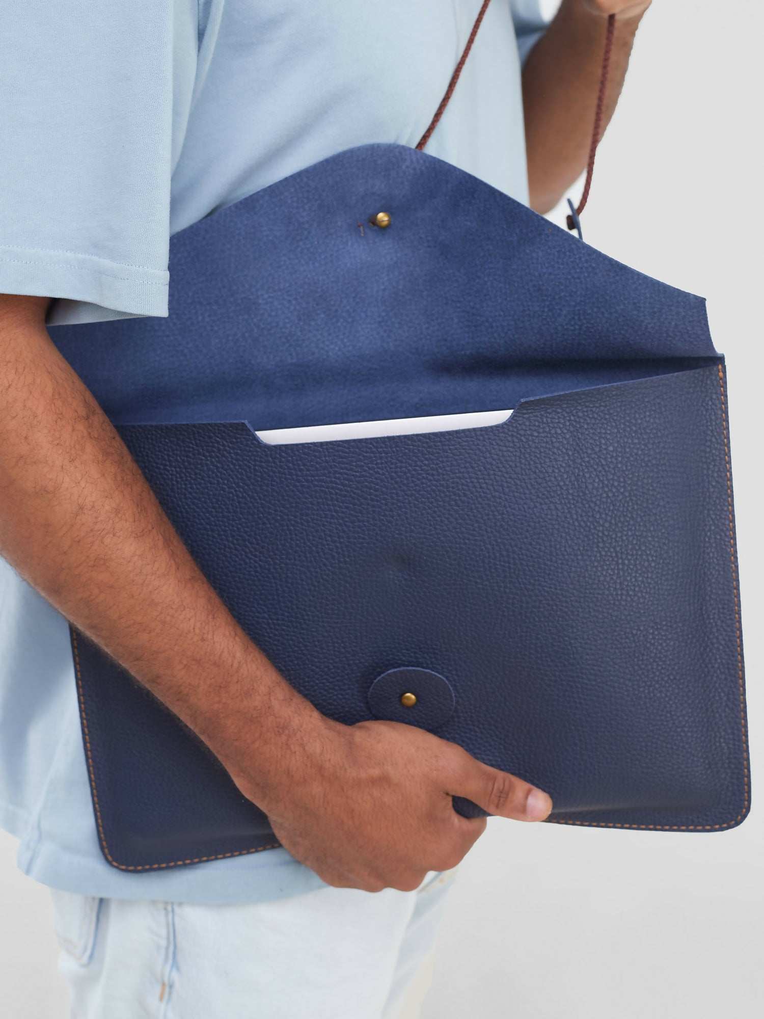 Blueberry Leather Non-padded Sleeve Bag - Blue - image 1