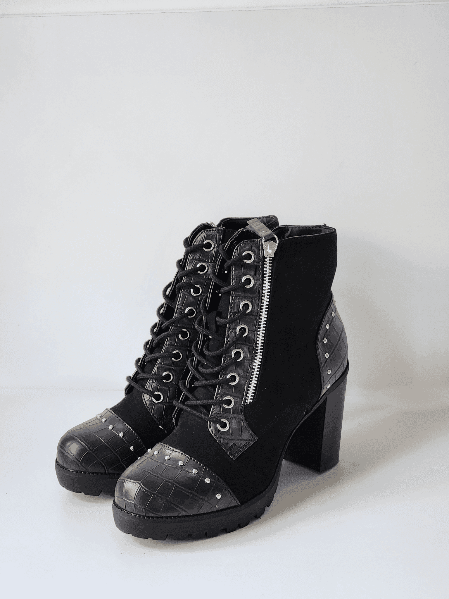 Women Chunky Heel Boot - Black - image 4