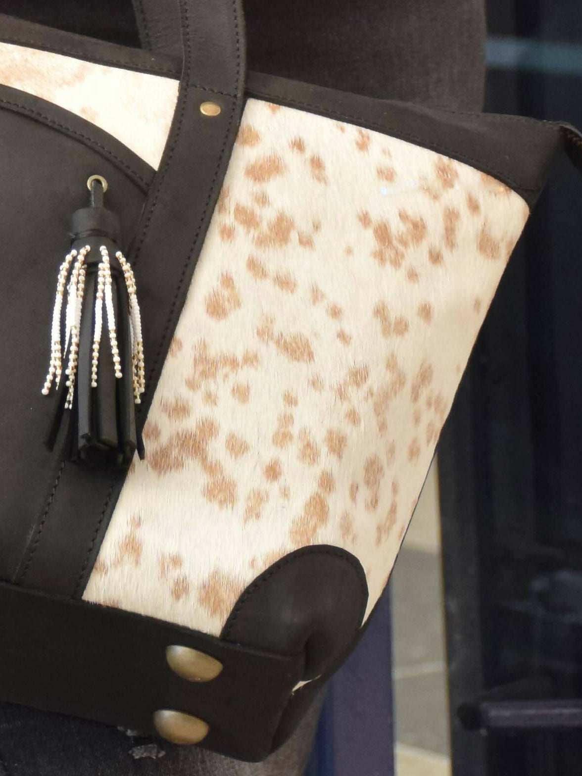 Kittony Handbag - Black - image 3
